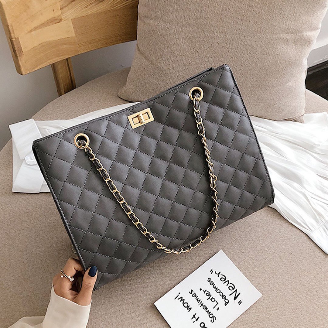 The Paris Quilted Chain Tote