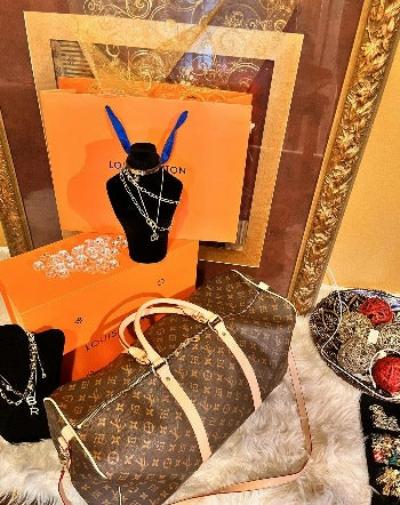 Luxe Escape Travel Bag