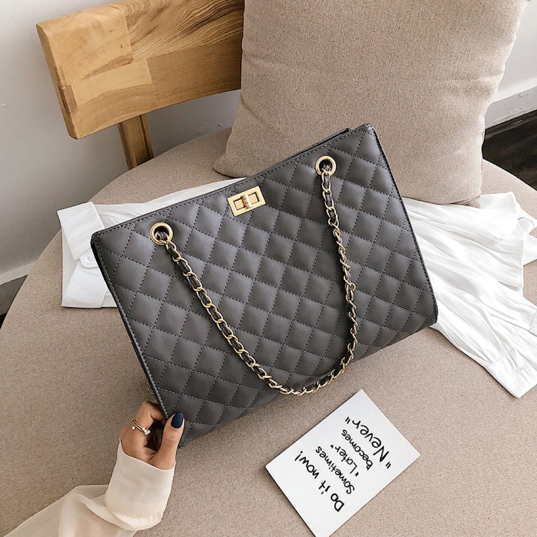 The Paris Quilted Chain Tote