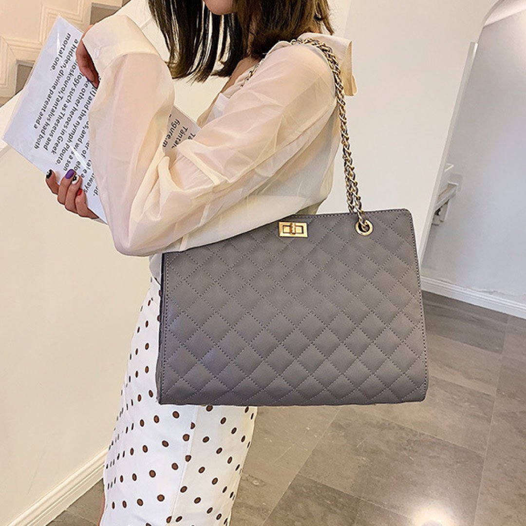 The Paris Quilted Chain Tote